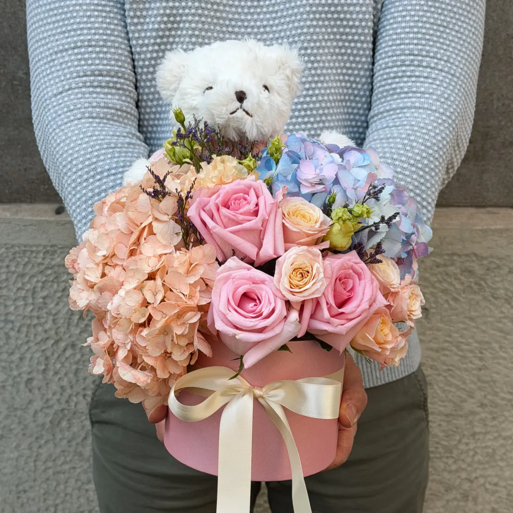 Sweet Embrace Blossoms & Beyond