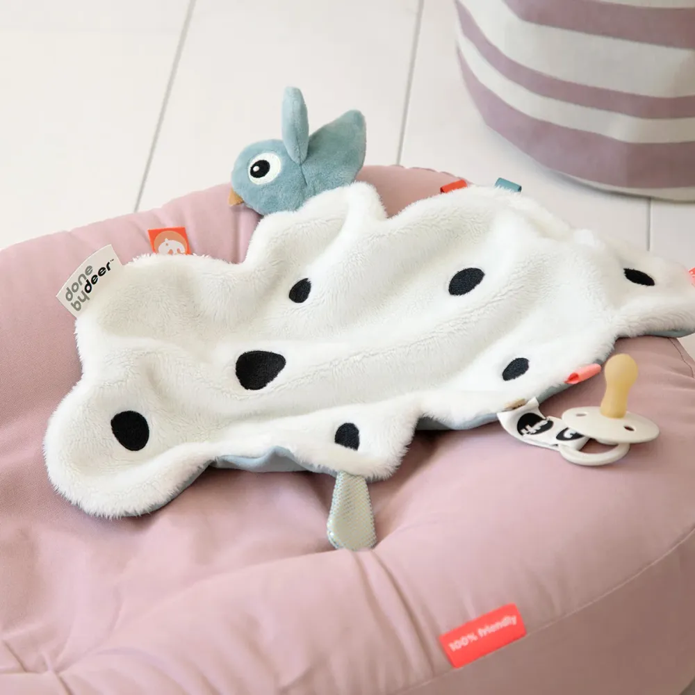 Doudou - Happy clouds - Azul Done by Deer