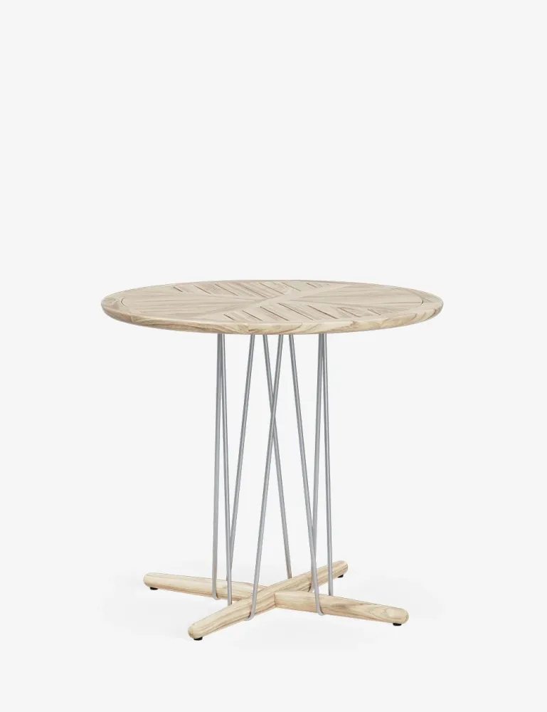 e022 ø80 embrace outdoor dining table CARL HANSEN & SØN
