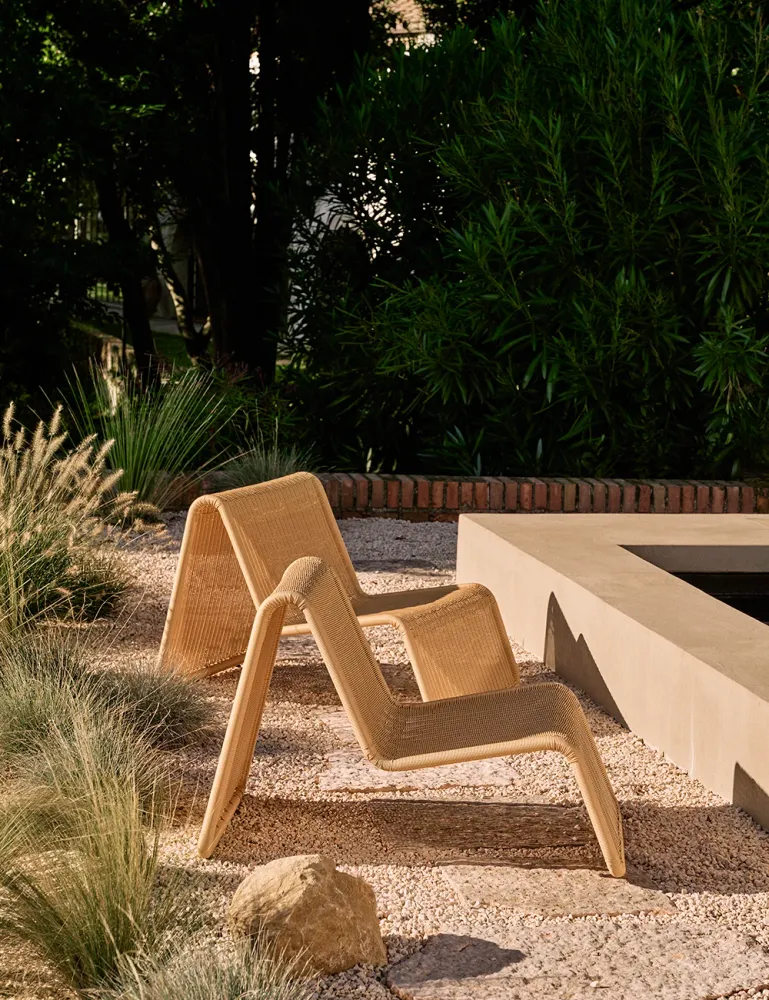 P3 Outdoor Lounge Chair GUBI