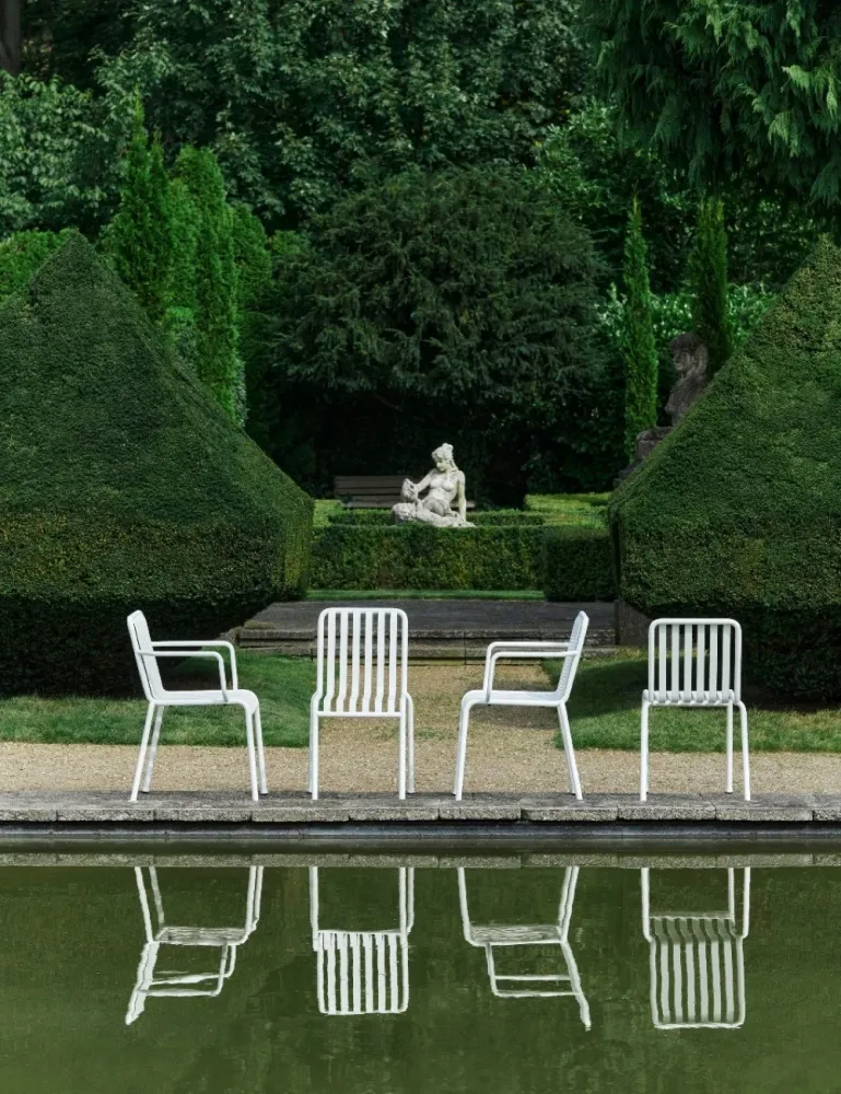 Palissade armchair HAY