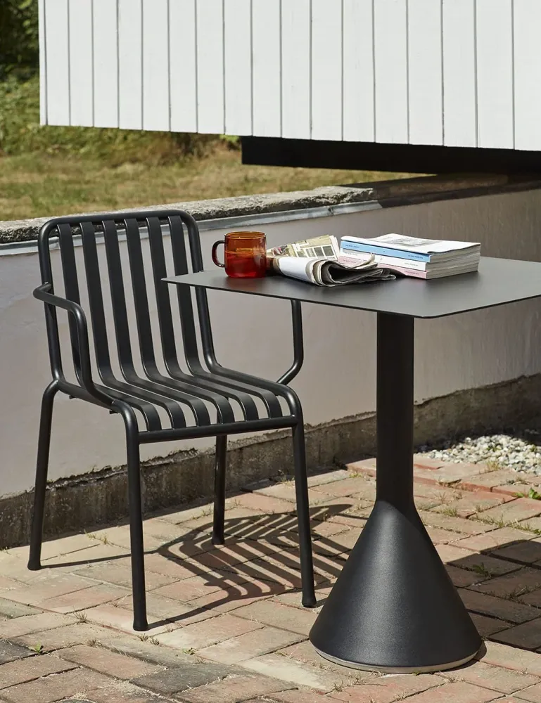 Palissade cone table HAY