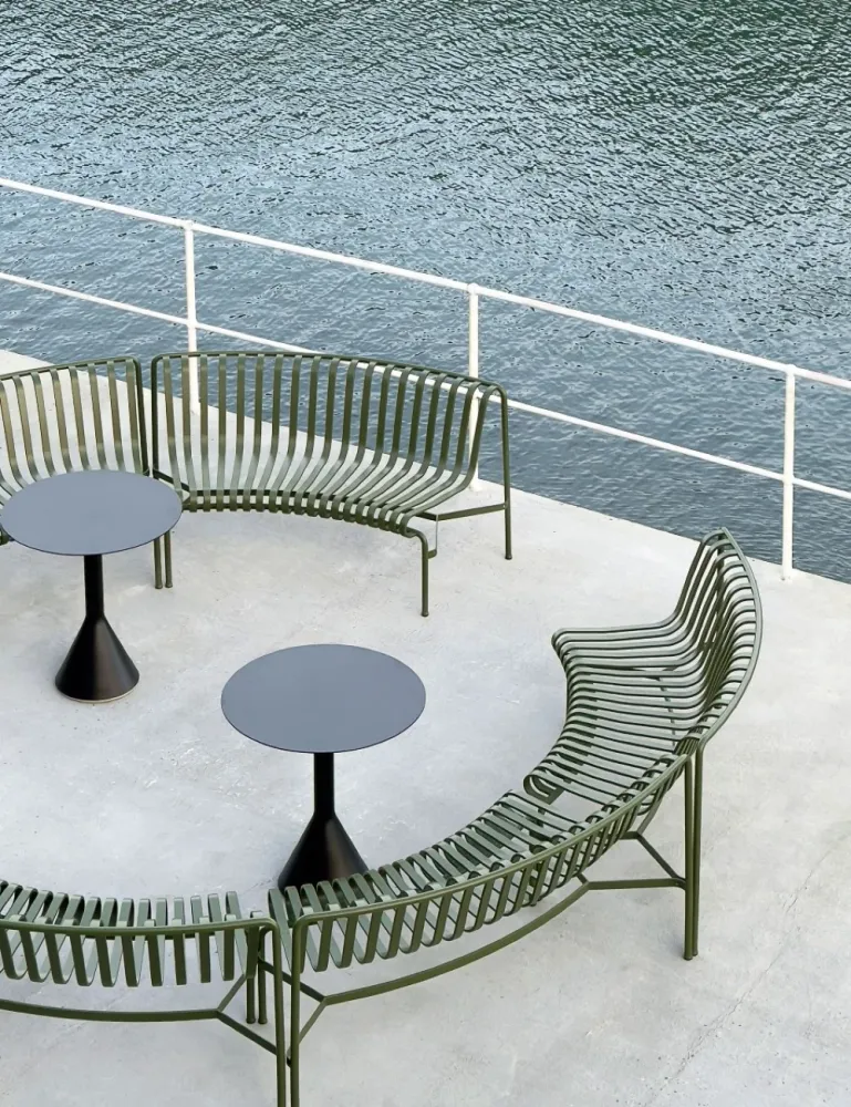 Palissade park dining bench HAY
