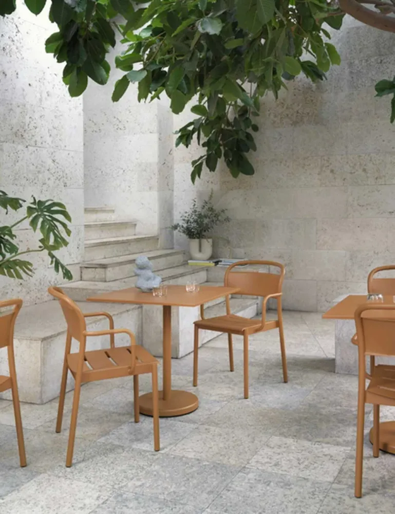 linear steel café table 73 MUUTO