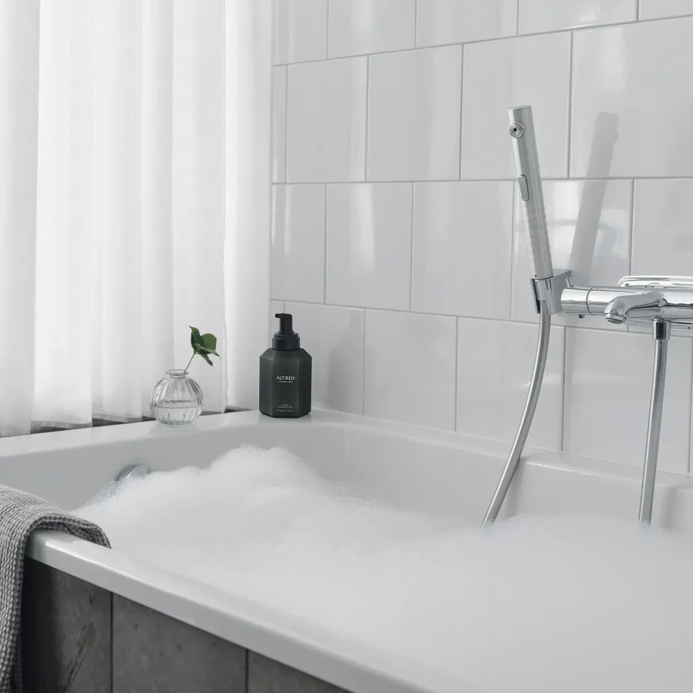 Altered:Shower