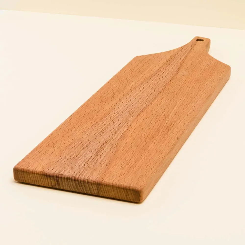 Tabla de embutidos larga de madera de haya
